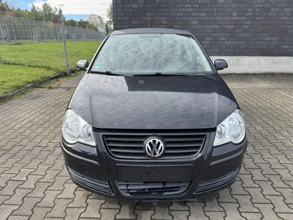 VW Polo 9N3 original Heckklappe mit Heckscheibe LC9Z Black Magic Bj.2006